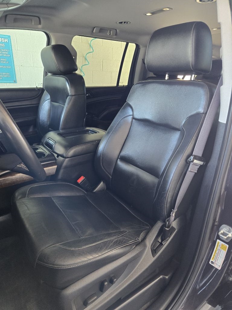 Chevrolet Suburban  2015