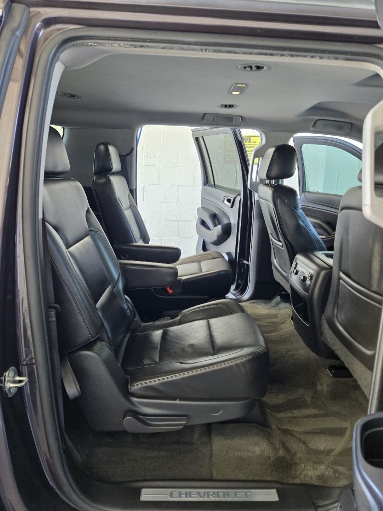 Chevrolet Suburban  2015