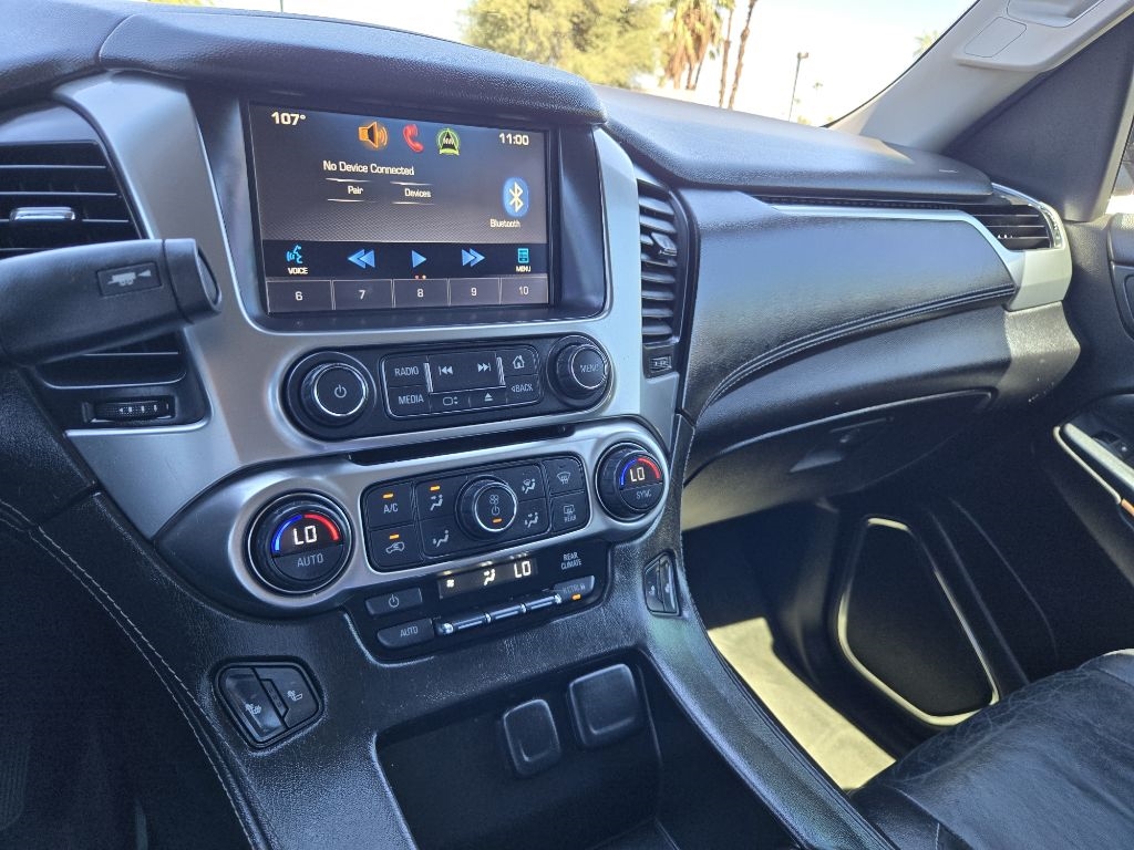 Chevrolet Suburban  2015