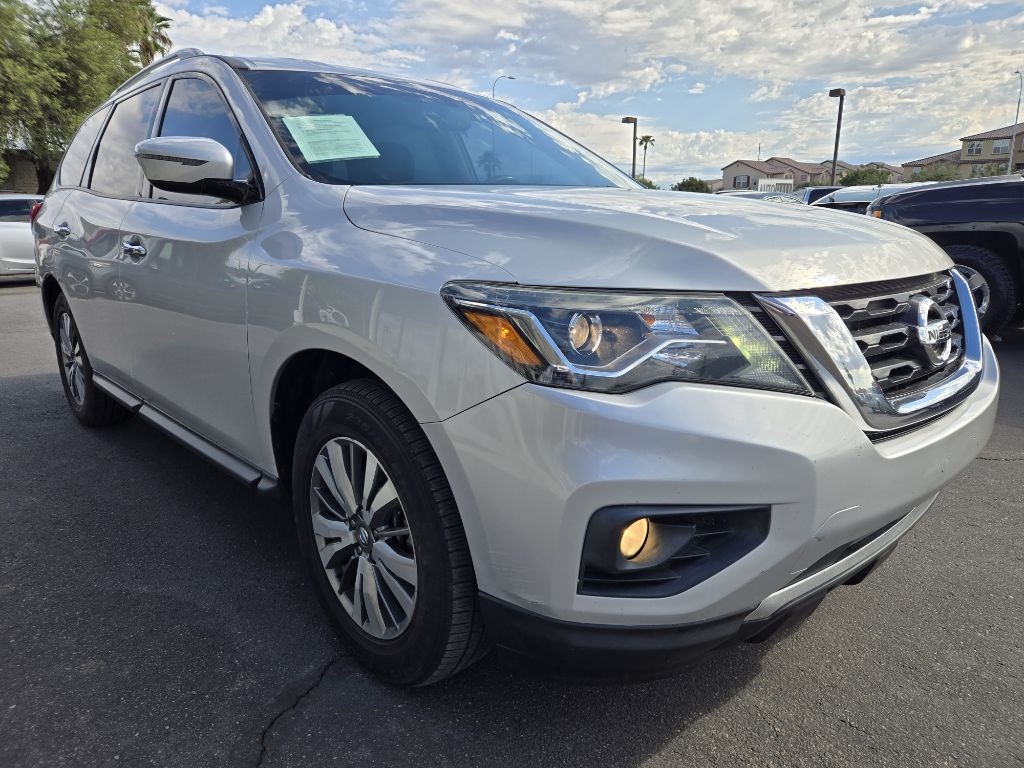 Nissan Pathfinder  2019 Nissan Pathfinder  2019