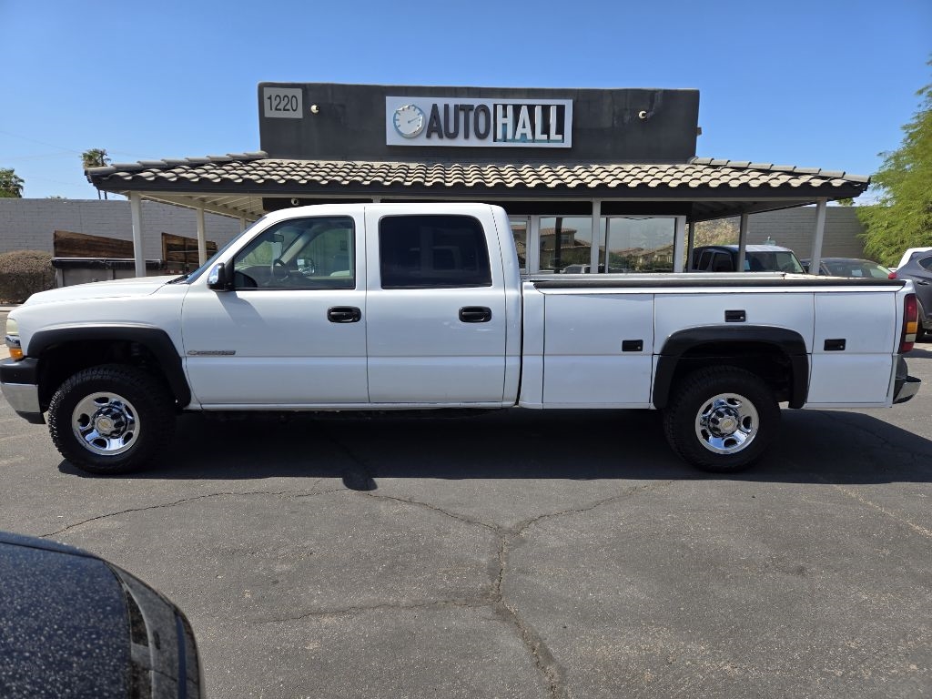 2002 Chevrolet Silverado 2500HD photo 2