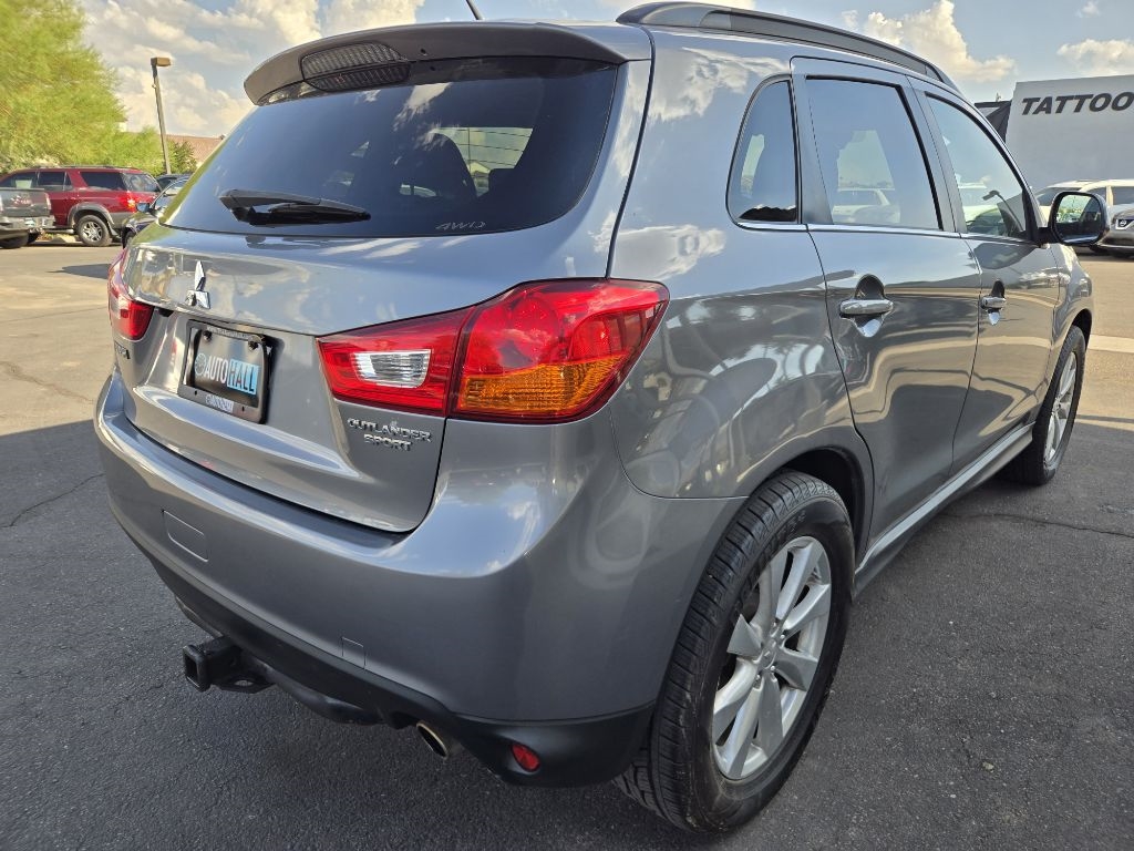 2014 Mitsubishi Outlander Sport SE photo 4