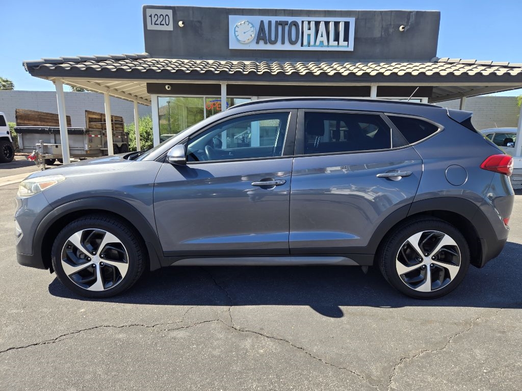 Hyundai Tucson  2016 Hyundai Tucson  2016