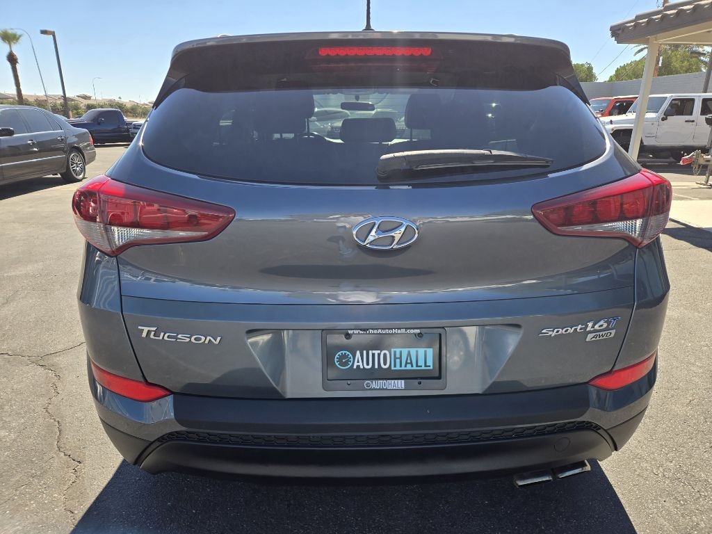 Hyundai Tucson  2016 Hyundai Tucson  2016