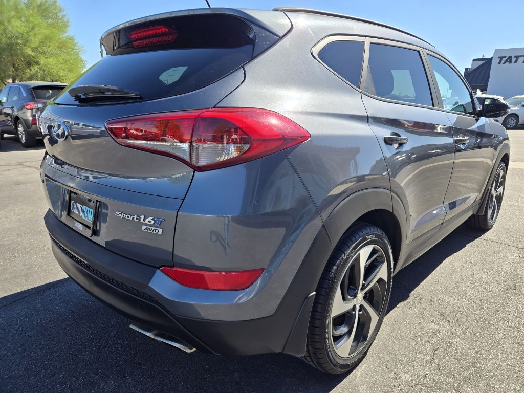 Hyundai Tucson  2016 Hyundai Tucson  2016