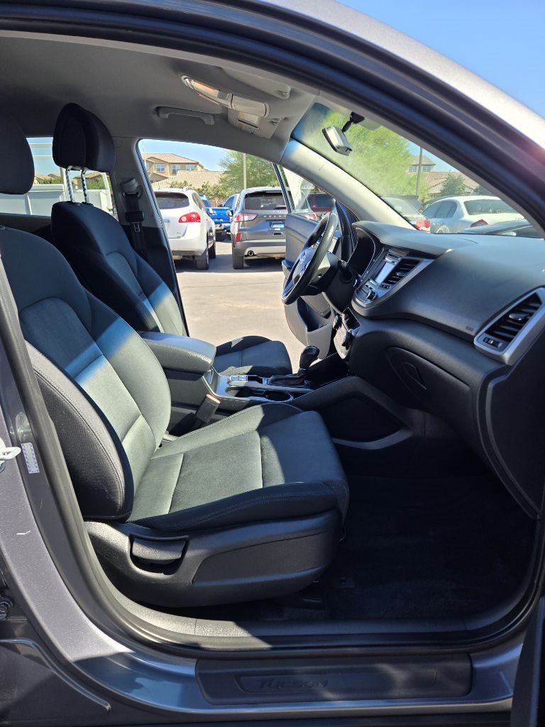 Hyundai Tucson  2016 Hyundai Tucson  2016