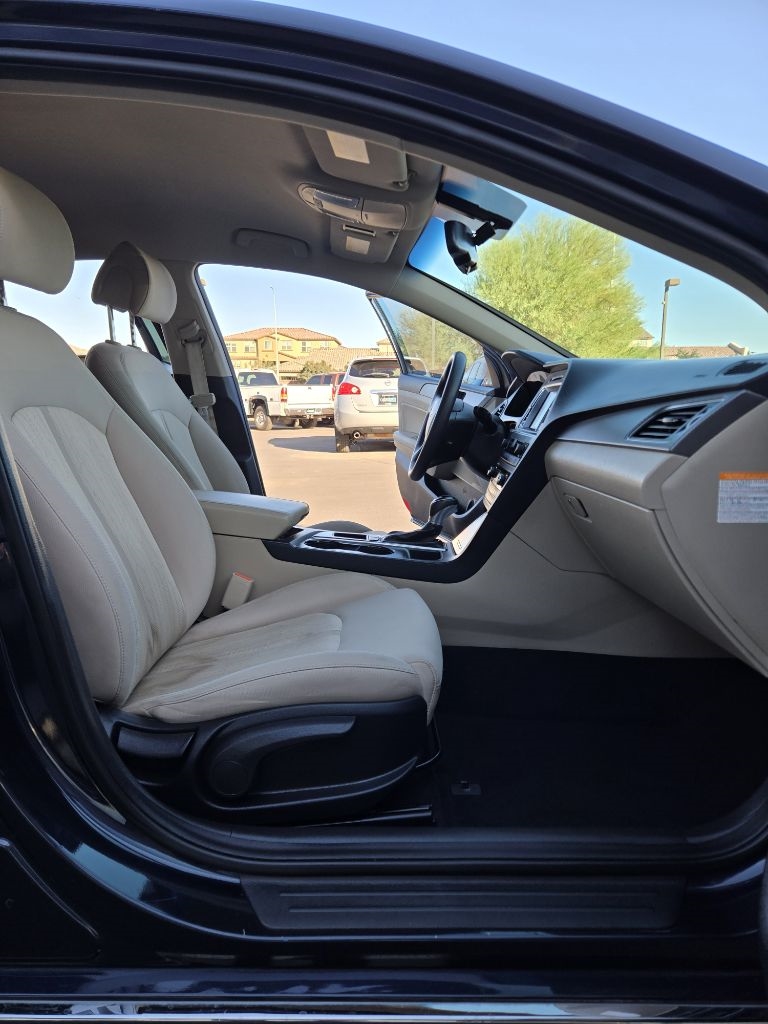 Hyundai Sonata Hybrid  2017 Hyundai Sonata Hybrid  2017