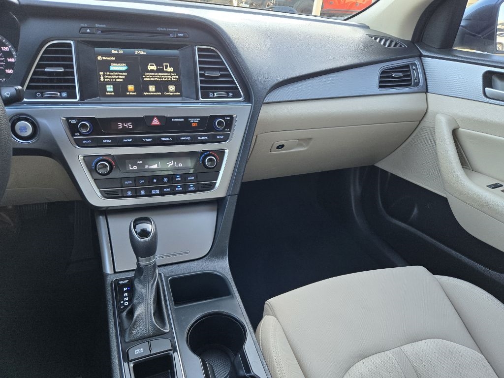 Hyundai Sonata Hybrid  2017 Hyundai Sonata Hybrid  2017