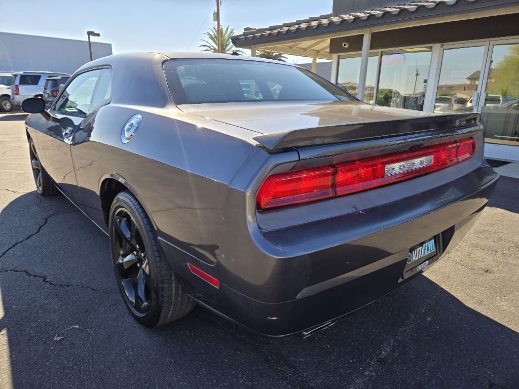 Dodge Challenger  2013