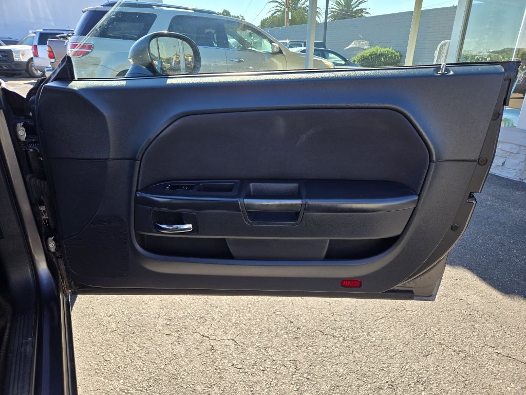 Dodge Challenger  2013