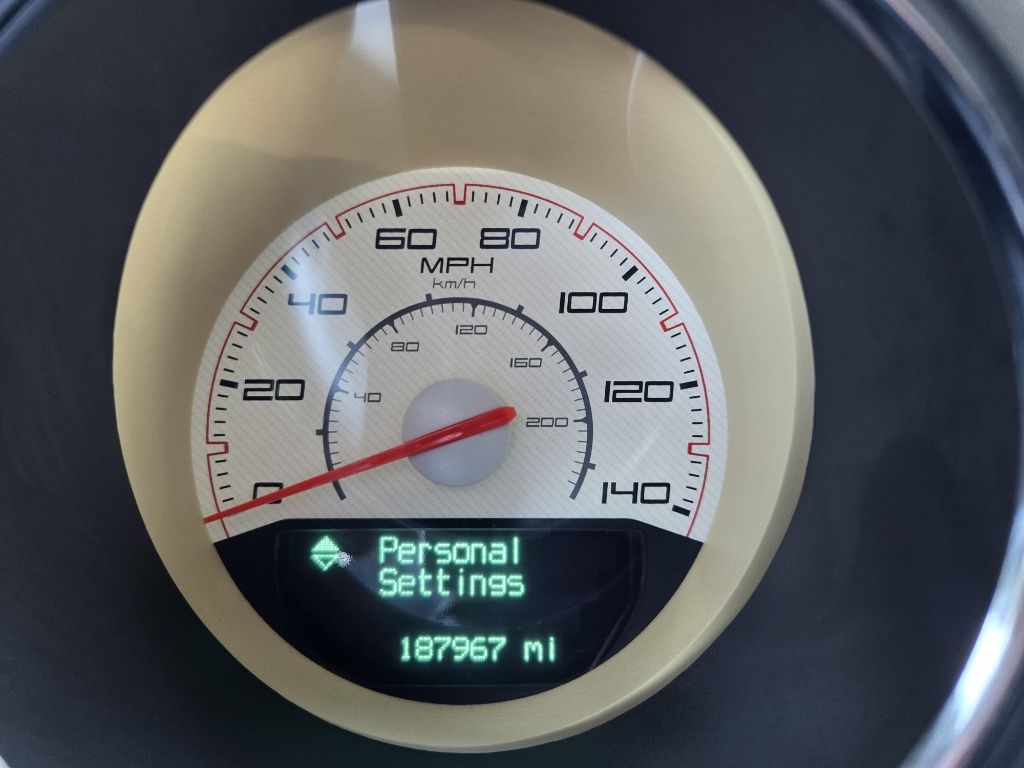 Dodge Challenger  2013