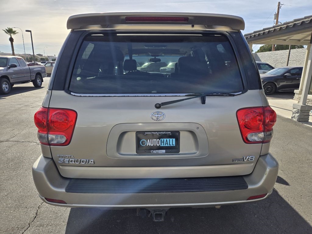 Toyota Sequoia  2005