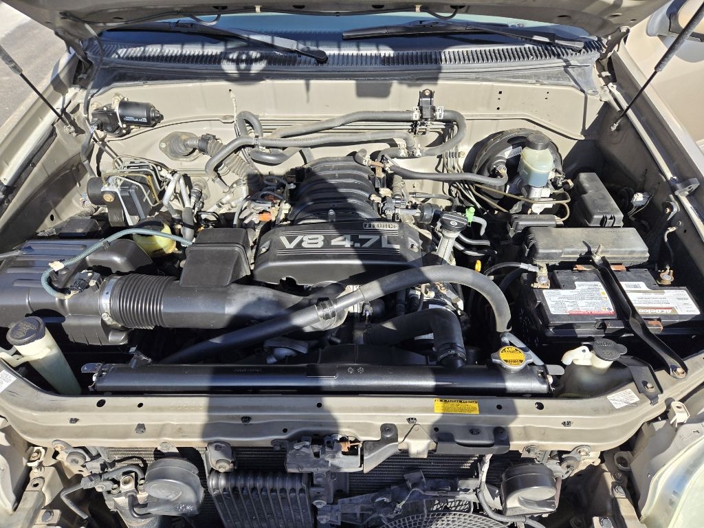 Toyota Sequoia  2005