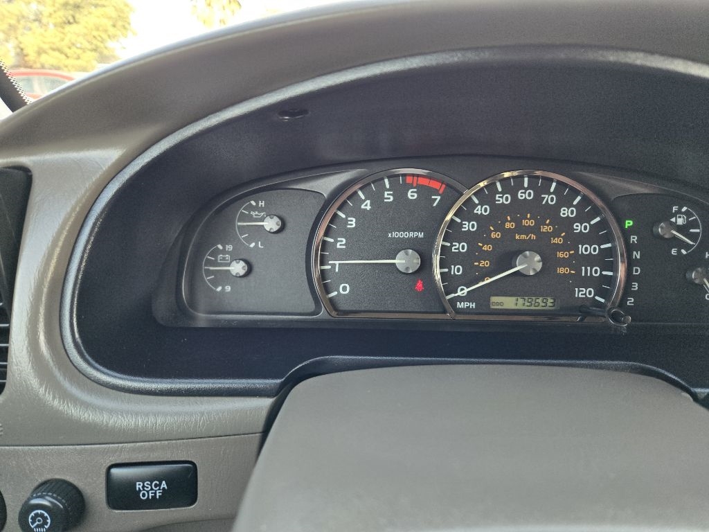 Toyota Sequoia  2005