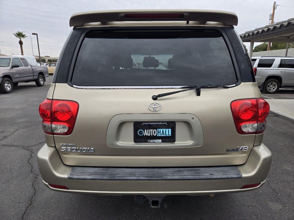 Toyota Sequoia  2005