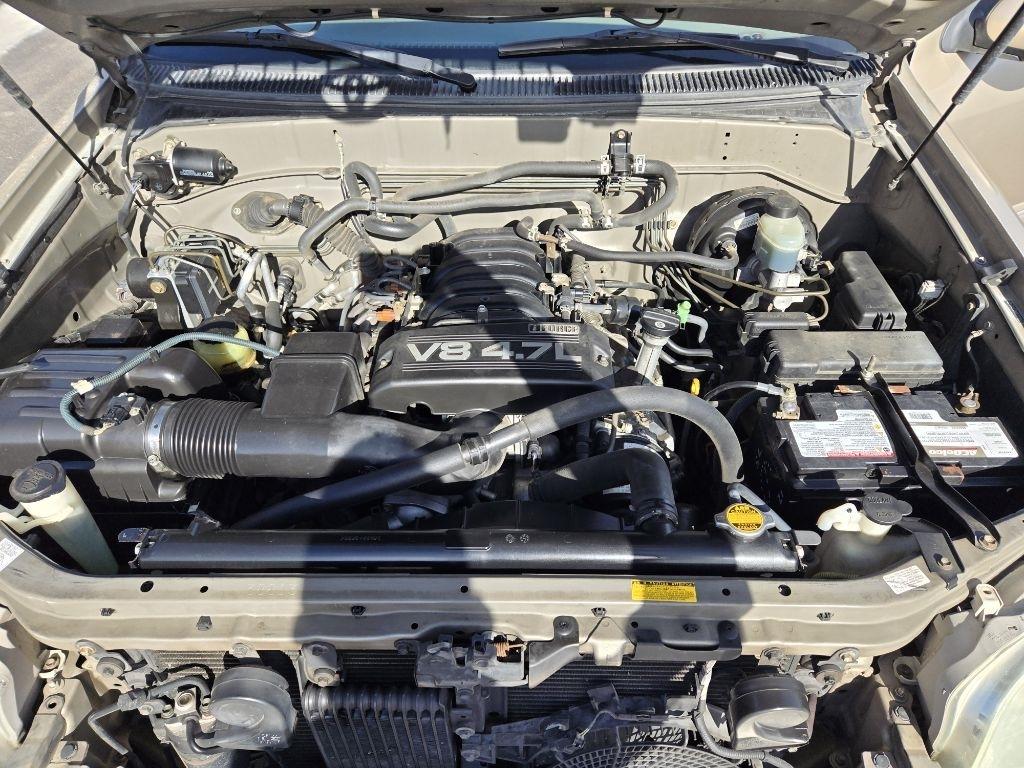 Toyota Sequoia  2005