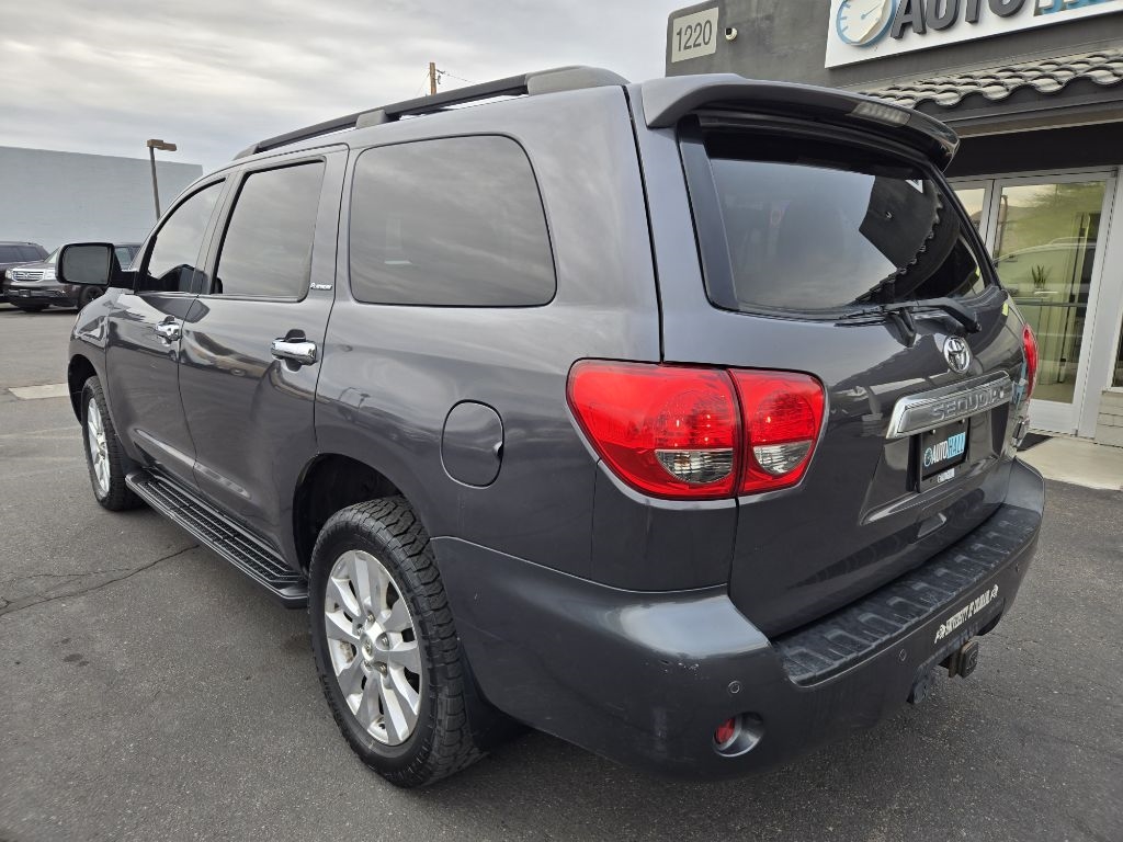 Toyota Sequoia  2013