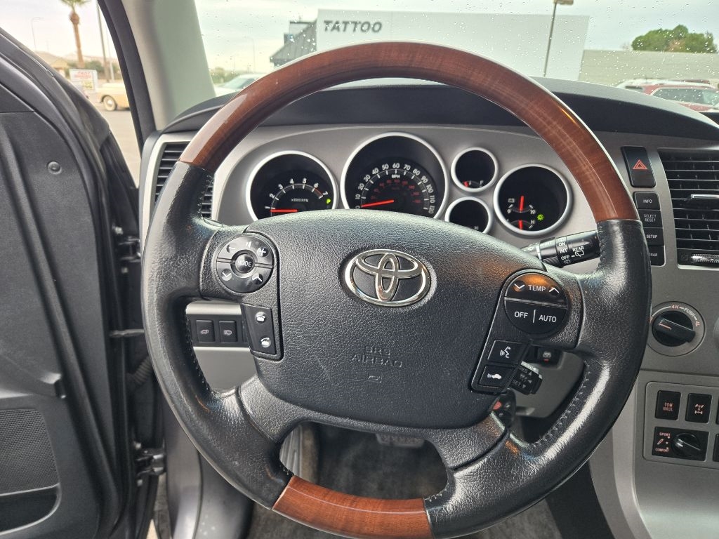 Toyota Sequoia  2013