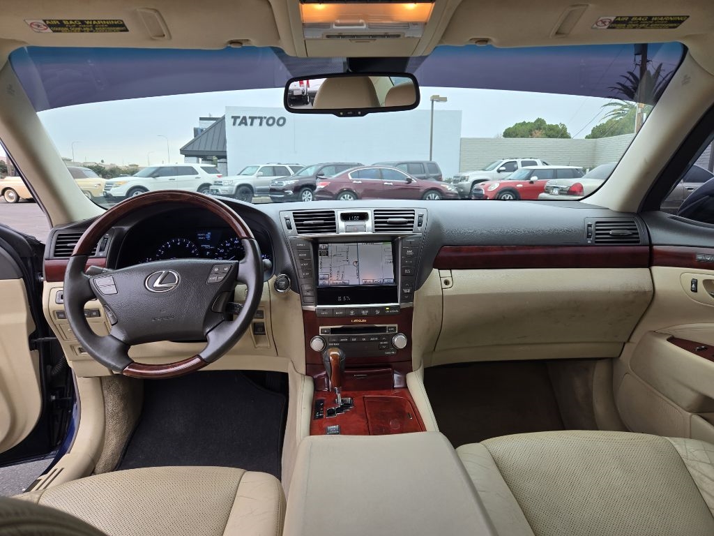 Lexus LS 460 4dr Sdn 2012