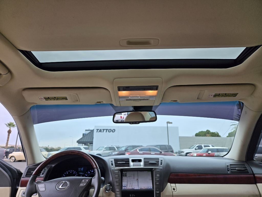 Lexus LS 460 4dr Sdn 2012