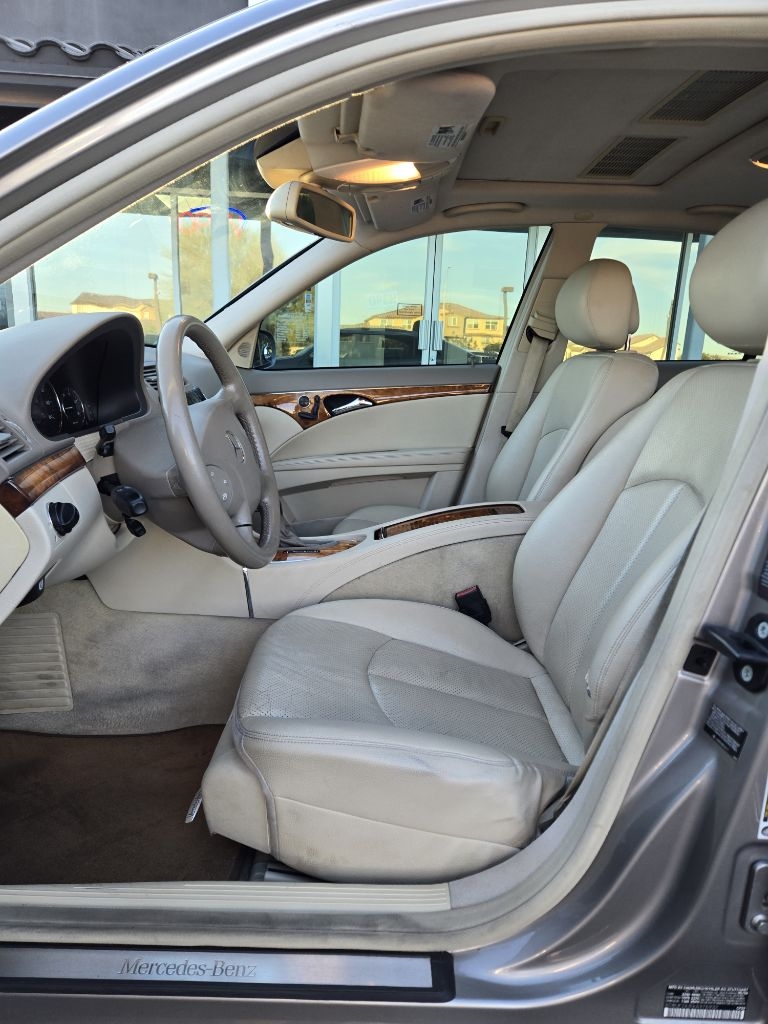 Mercedes-Benz E-Class  2006