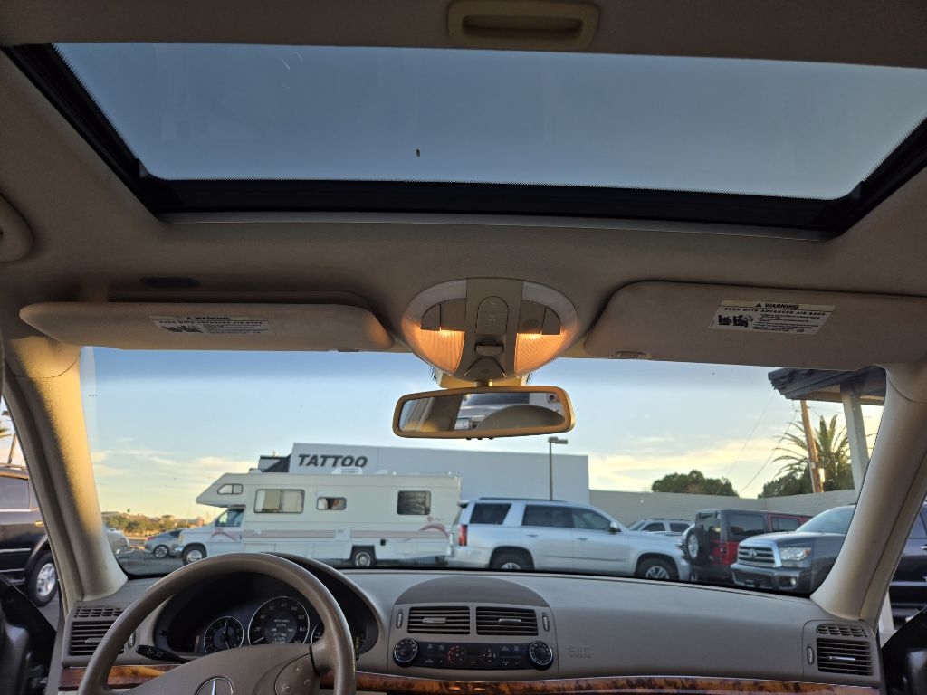 Mercedes-Benz E-Class  2006