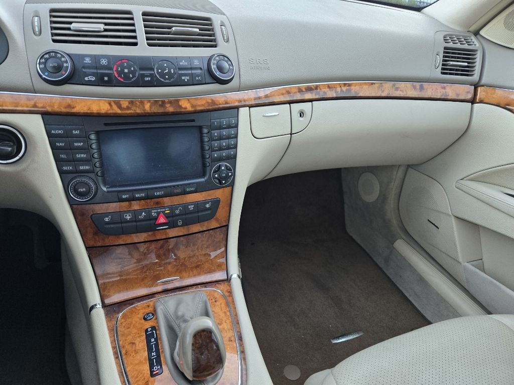 Mercedes-Benz E-Class  2006