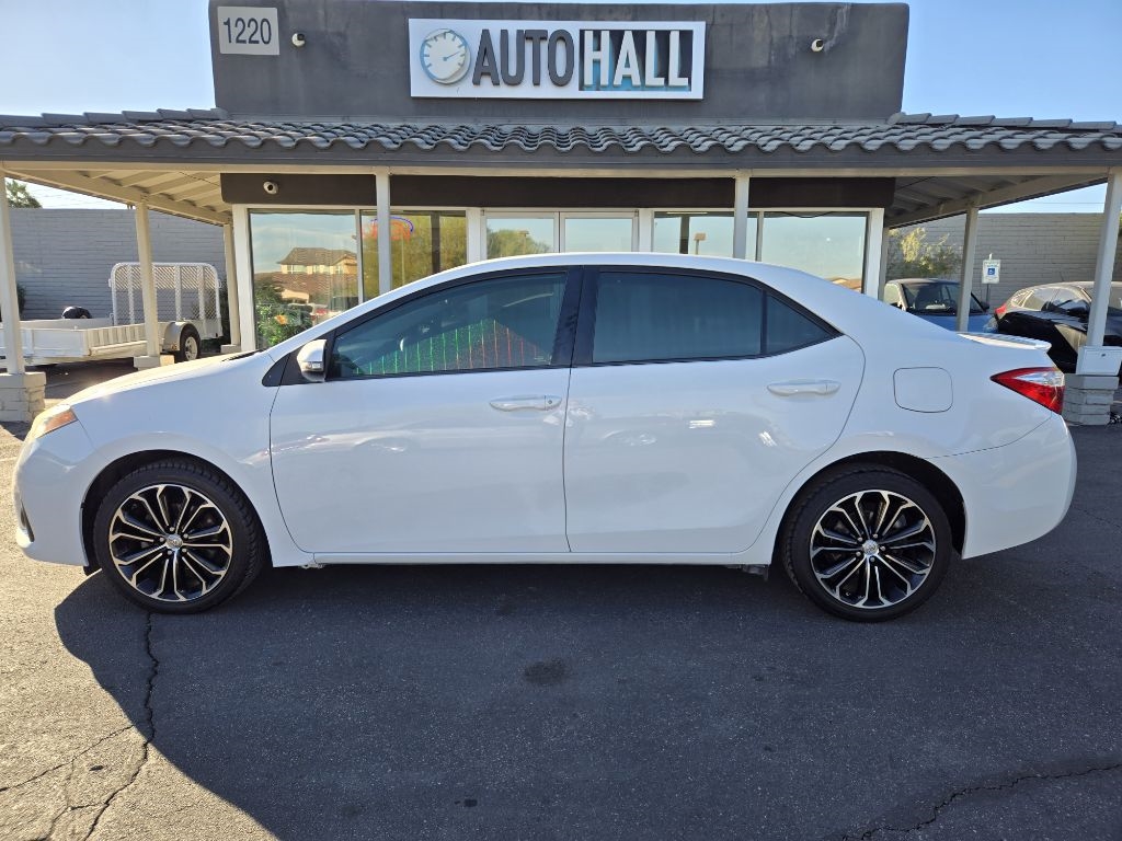 Toyota Corolla  2015