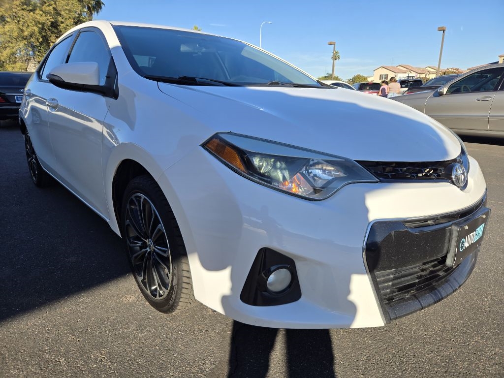 Toyota Corolla  2015