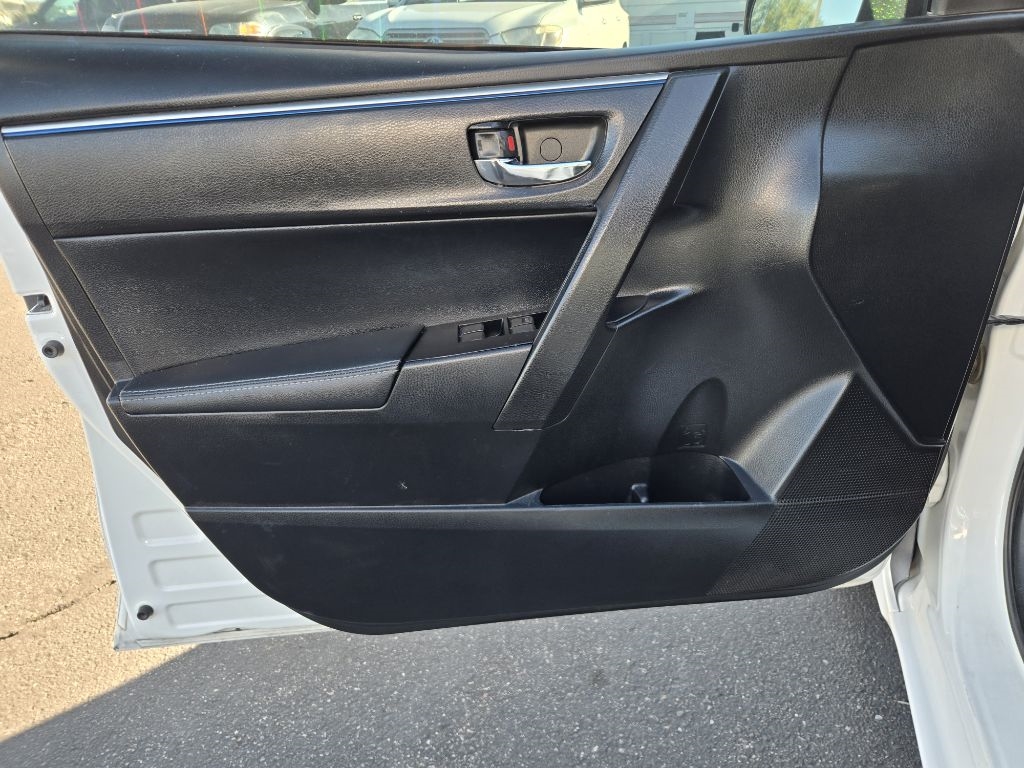 Toyota Corolla  2015