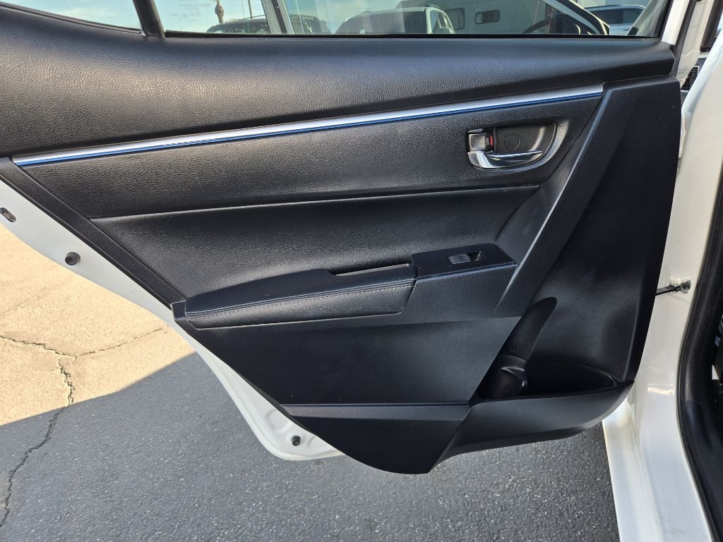 Toyota Corolla  2015