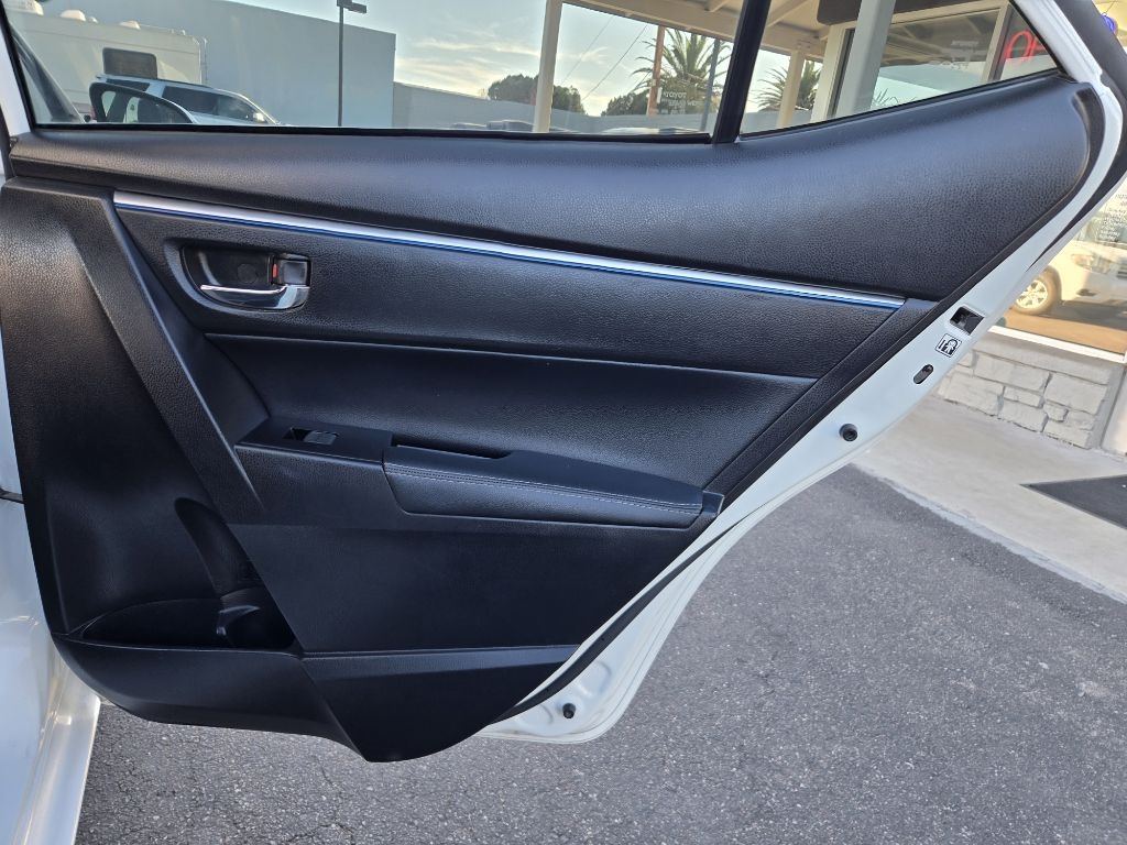 Toyota Corolla  2015