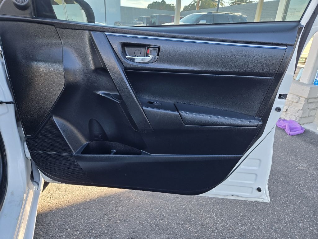 Toyota Corolla  2015