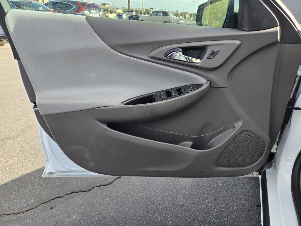 Chevrolet Malibu  2017