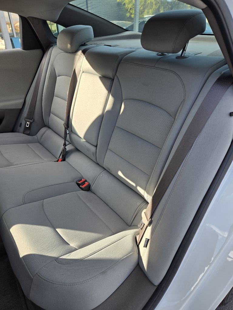 Chevrolet Malibu  2017