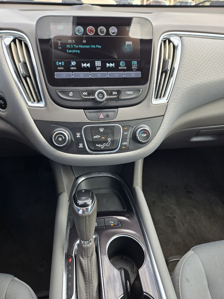 Chevrolet Malibu  2017