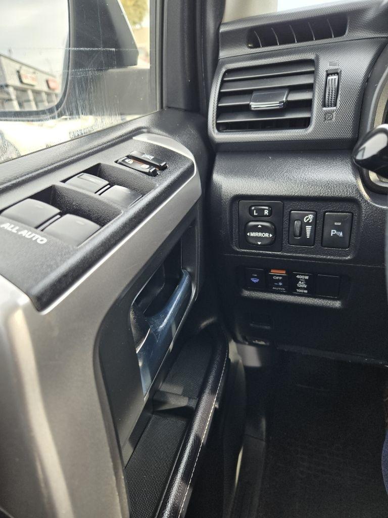 Toyota 4Runner Limited 4D SUV 4X4 V6 2018