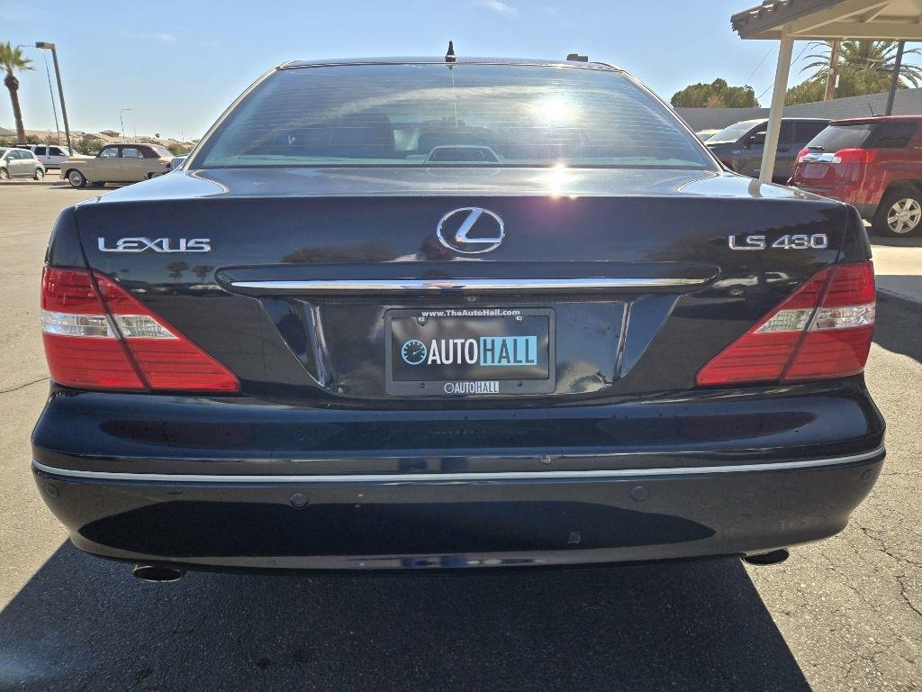 Lexus LS 430  2004