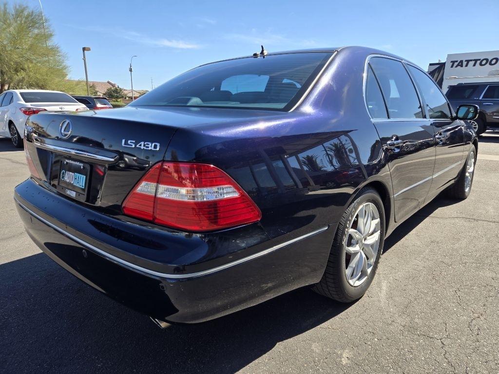 Lexus LS 430  2004