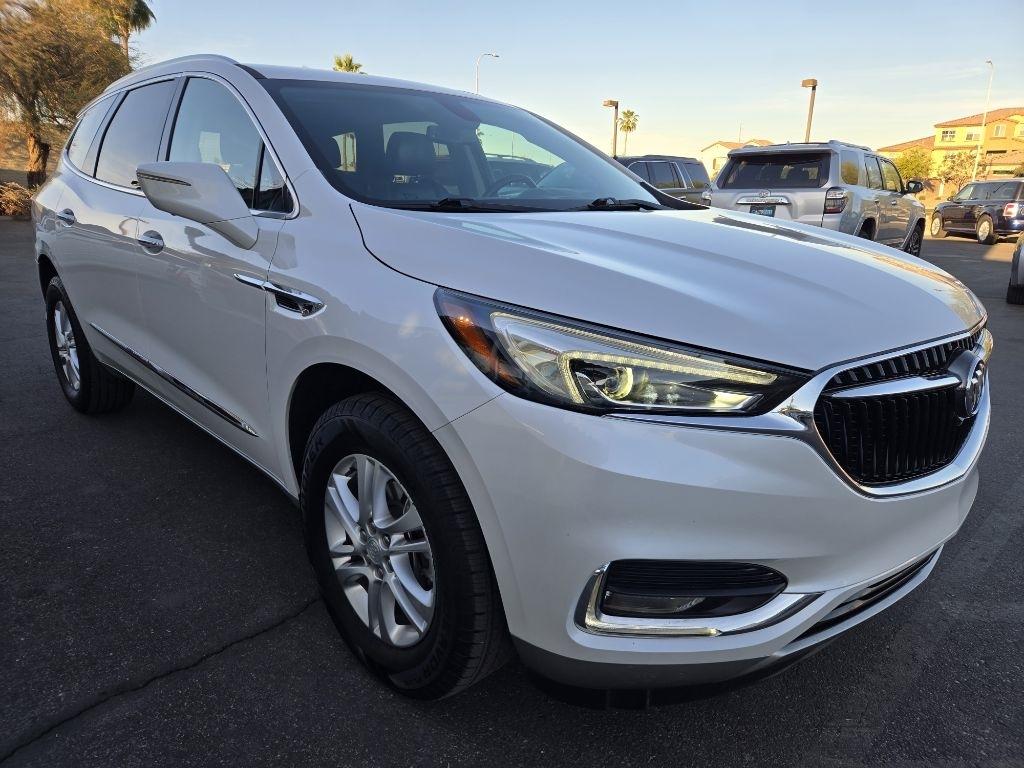 Buick Enclave  2021