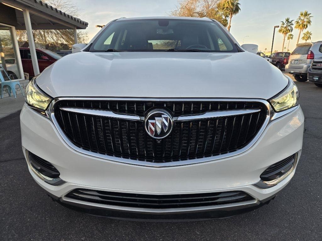 Buick Enclave  2021