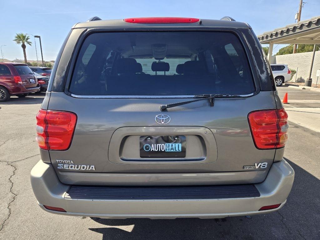 Toyota Sequoia  2004