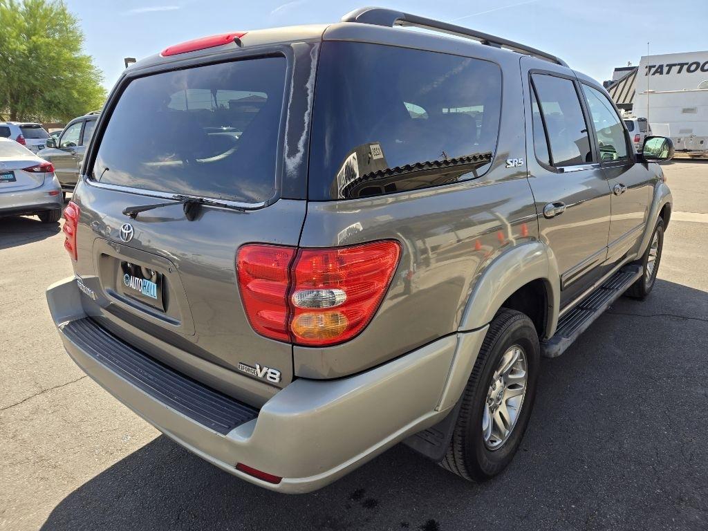 Toyota Sequoia  2004