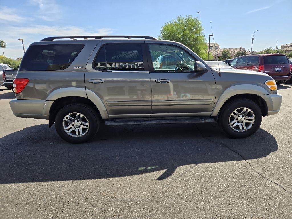Toyota Sequoia  2004