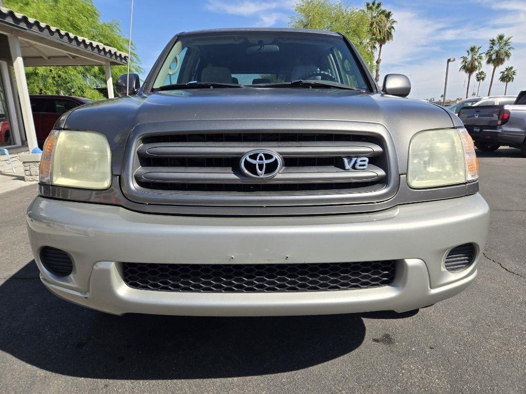 Toyota Sequoia  2004