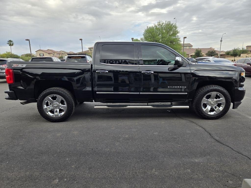 Chevrolet Silverado 1500 LTZ Z71 Crew Cab 4WD SWB 2017