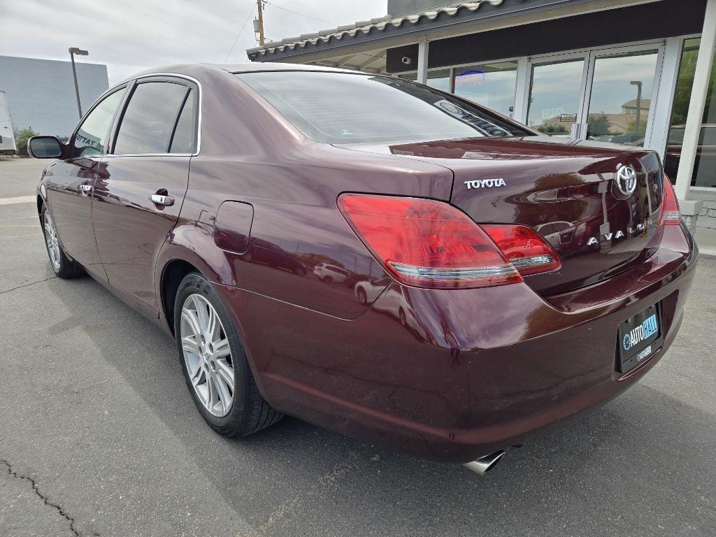 Toyota Avalon  2008