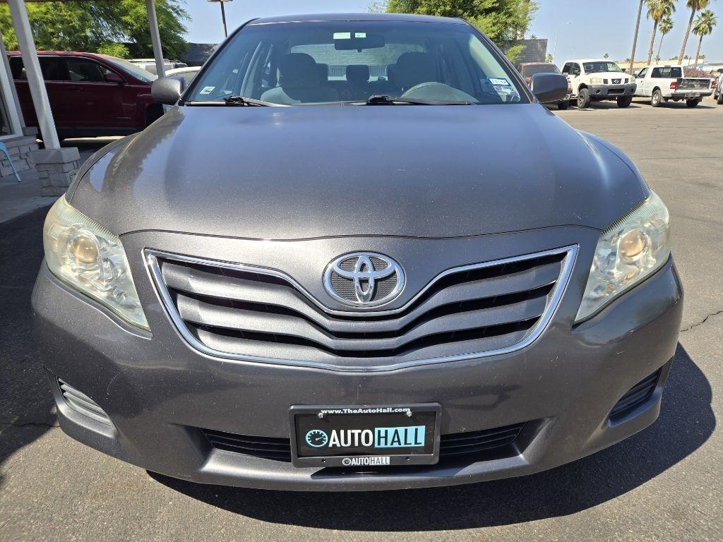Toyota Camry 4dr Sedan LE 2011