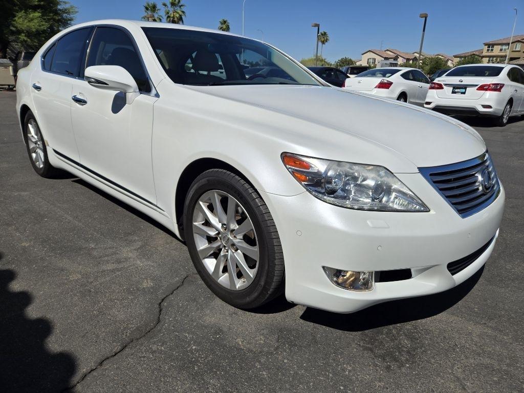 Lexus LS 460  2011