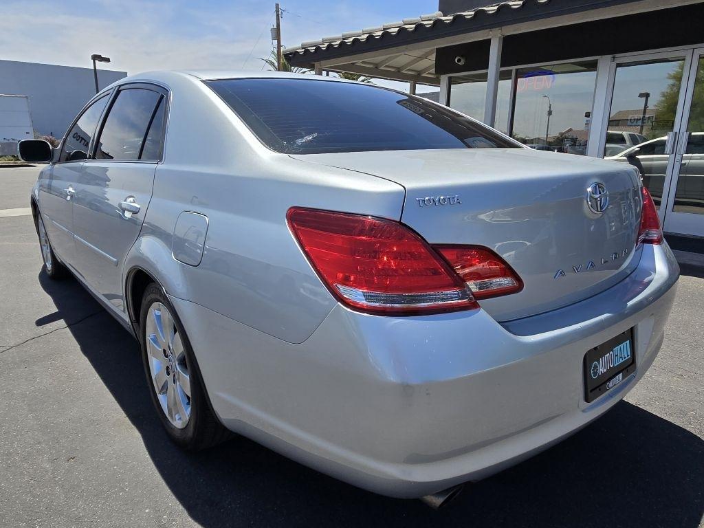 Toyota Avalon  2007